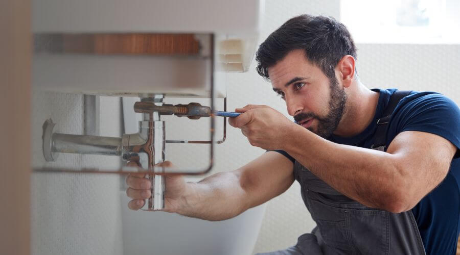 Hot water issue at sink in Blevins, AR
